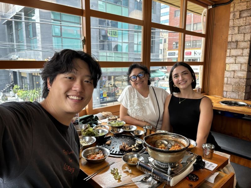 Where Locals Eat: Korean BBQ of the Month - How the meal unfolds