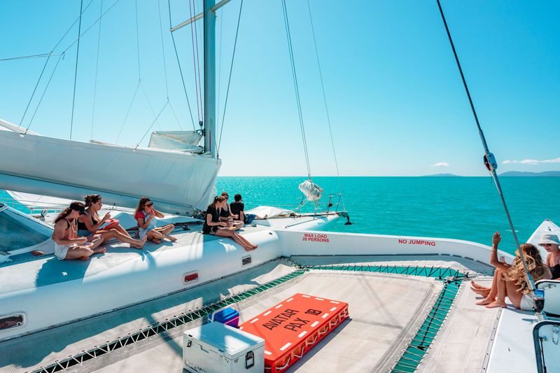 Whitsundays Avatar Trimaran Charter 2 Day Tour - Whitehaven and the island route