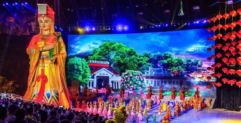 Xiamen Ancient Courtyard Folk Culture Garden & Penguin world & Legend of Southern Fujian Ticket - What the courtyards tell you