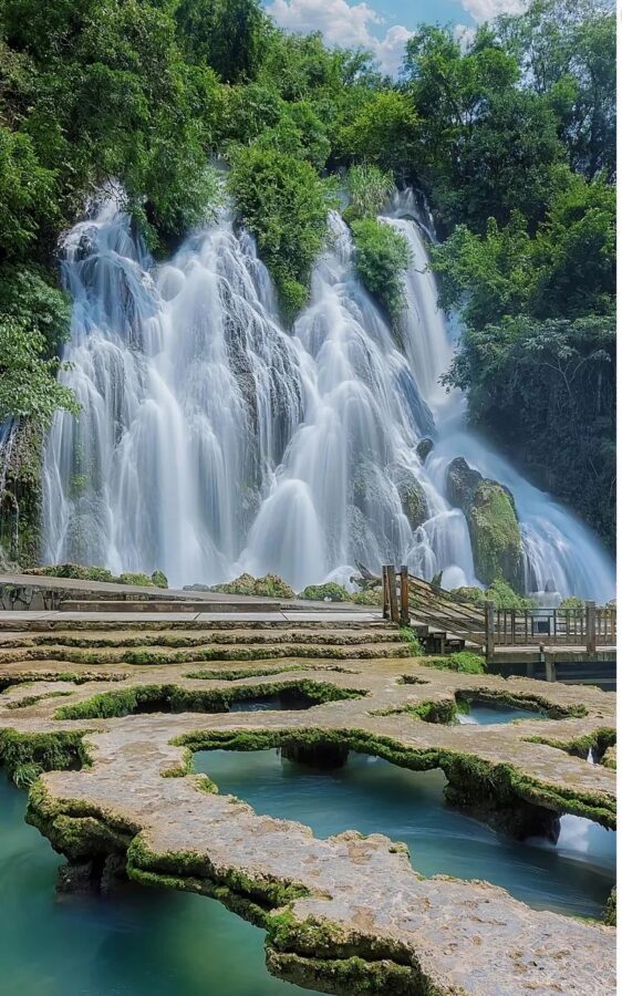 Xiaoqikong Scenic Area One-Day Small Group Tour - Wolongtan, the first major stop