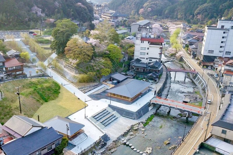 Yamaguchi Nagato One-Day Tour | Motonosumi Shrine, Tsunoshima Bridge, Nagato Yumoto Onsen | Departing from Fukuoka Hakata - Tsunoshima Bridge: a short stop with a big view