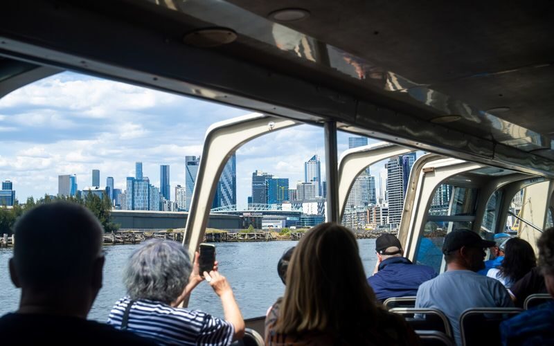 Yarra River Cruise in Melbourne - Three routes, three different outings