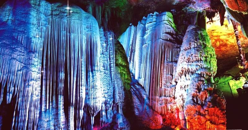 Yinziyan Scenic Area All-inclusive Ticket (Cave) - Following the route through three cave sections