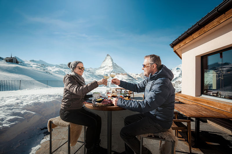 Zermatt: Gornergrat Railway Cogwheel Train Ticket - At the summit, give the view time