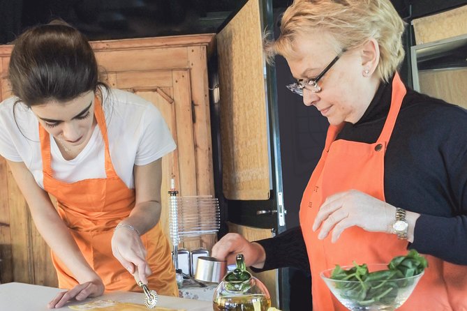 A Small-Group Italian Cooking Workshop in Milan - Traveler Experiences and Reviews
