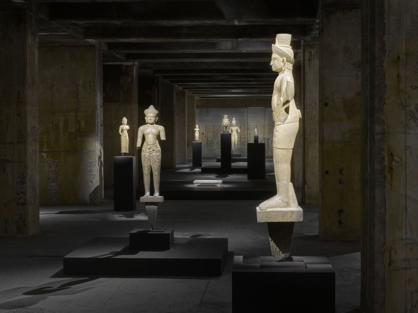 Berlin: the Feuerle Collection Guided Tour With Entry Ticket - Experience Highlights