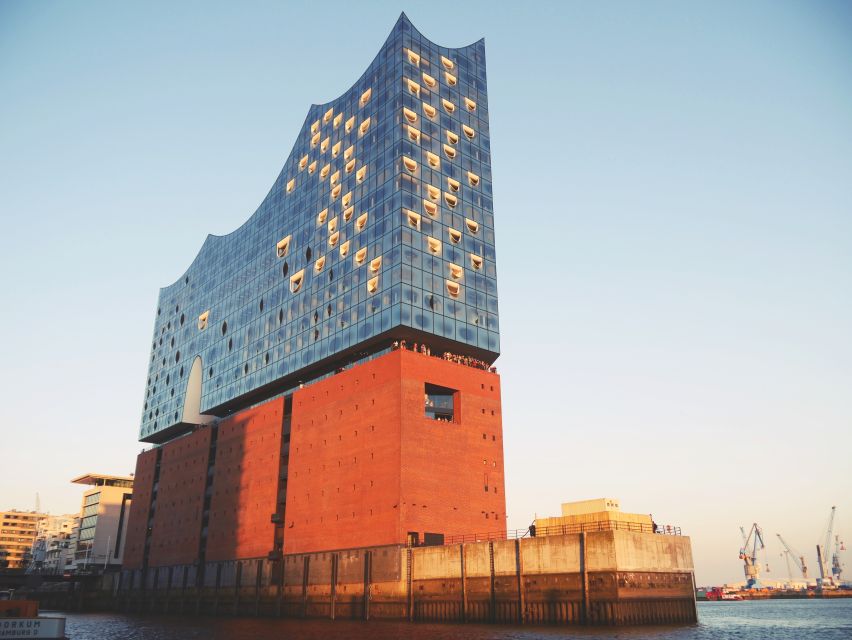 Hamburg: Elphi Plaza Guided Tour With Störtebeker Beer - Insider Information About the Elbphilharmonie