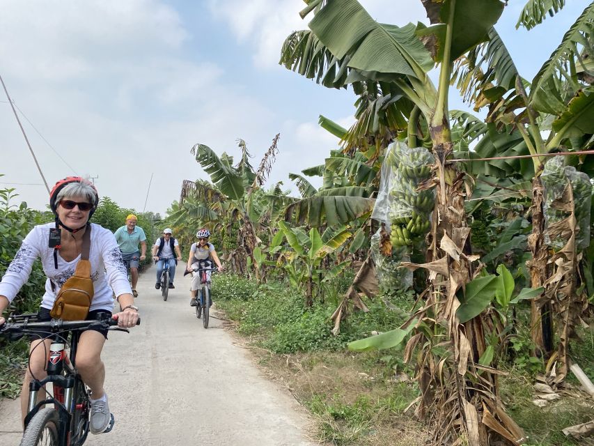 Hanoi: Bike Tour Through Hidden Gems and Banana Island - Experience Highlights