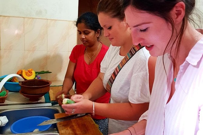 Private Negombo Home Cooking Class With Optional Market Visit - What to Expect in the Negombo Home Cooking Class