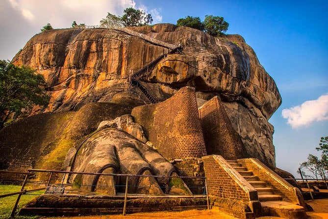 Sigiriya Lion Rock Fortress and Dambulla Cave Temple Day Trip  - Bentota - Meeting and Pickup Points