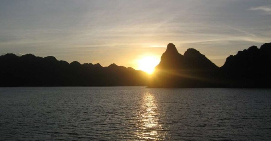 3-Day Hanoi - Ninh Binh - Lan Ha Bay 5 Star Cruise & Balcony - Good To Know
