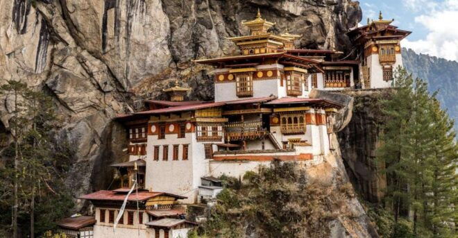 Best of Nepal & Bhutan Tour।Spectacular View । 14 Days Tour - Accommodation and Transportation