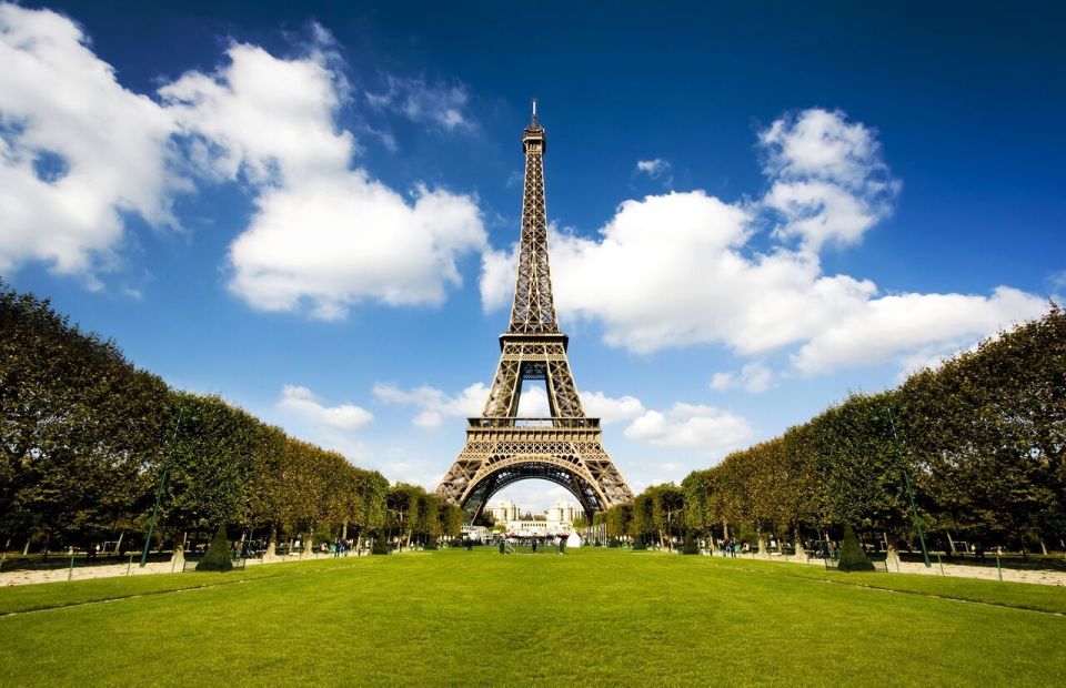 From London: Luxury Paris Full-Day Trip - Live Tour Guide