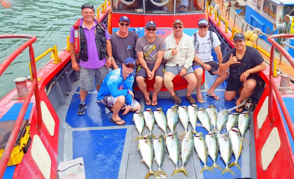 Geoje Island: Deep Sea Fishing - Jigging for Yellow Tail - Suitable for Friends and Family
