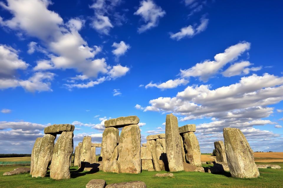 London: Windsor, Oxford, and Stonehenge Tour - Return Details