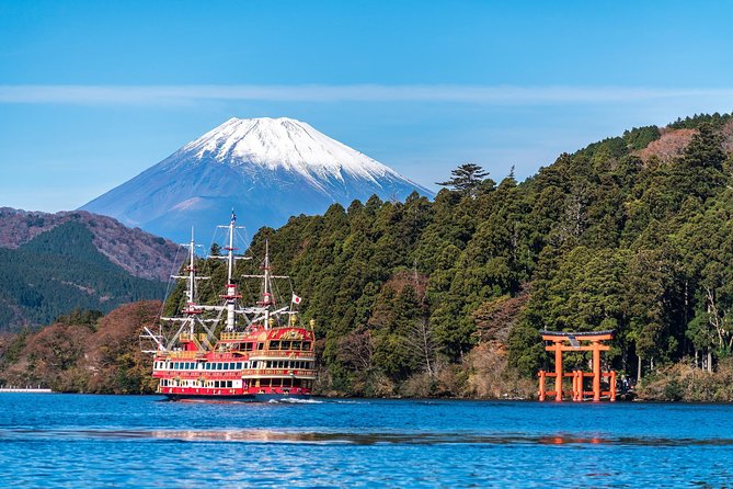 Mt Fuji and Hakone Day Bus Tour Return by Bullet Train (Shinkansen) Serene Lake Ashi Cruise