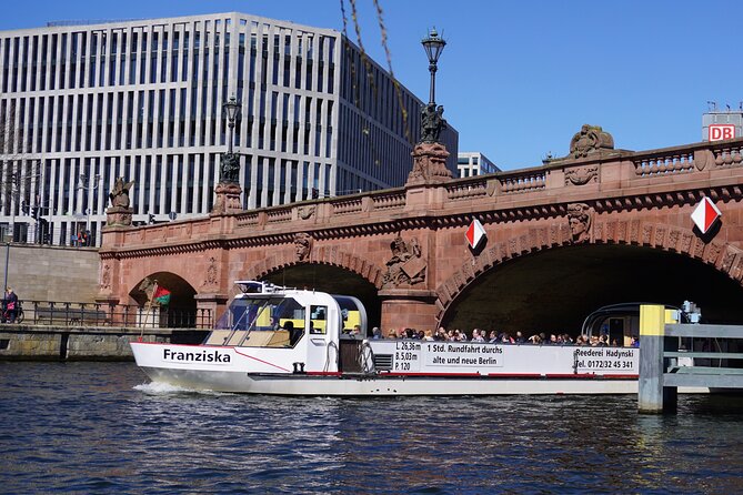 River Cruise With Tour Guide in Berlin. Hadynski - Cancellation Policy