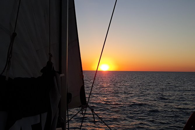 Sunset 3-Hour Cruise From Darwin With Dinner and Sparkling Wine - Cancellation Policy