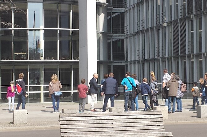 Guided Tour of the Government District to the Reichstag - Tips for a Memorable Experience