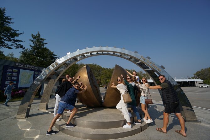 Premium Private DMZ Tour & (Suspension Bridge or N-Tower) Include Lunch - Indulge in a Delicious Lunch