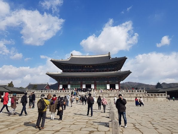 Royal Palace and North Side of Seoul With Gwangjang Market - Cancellation Policy and Traveler Reviews