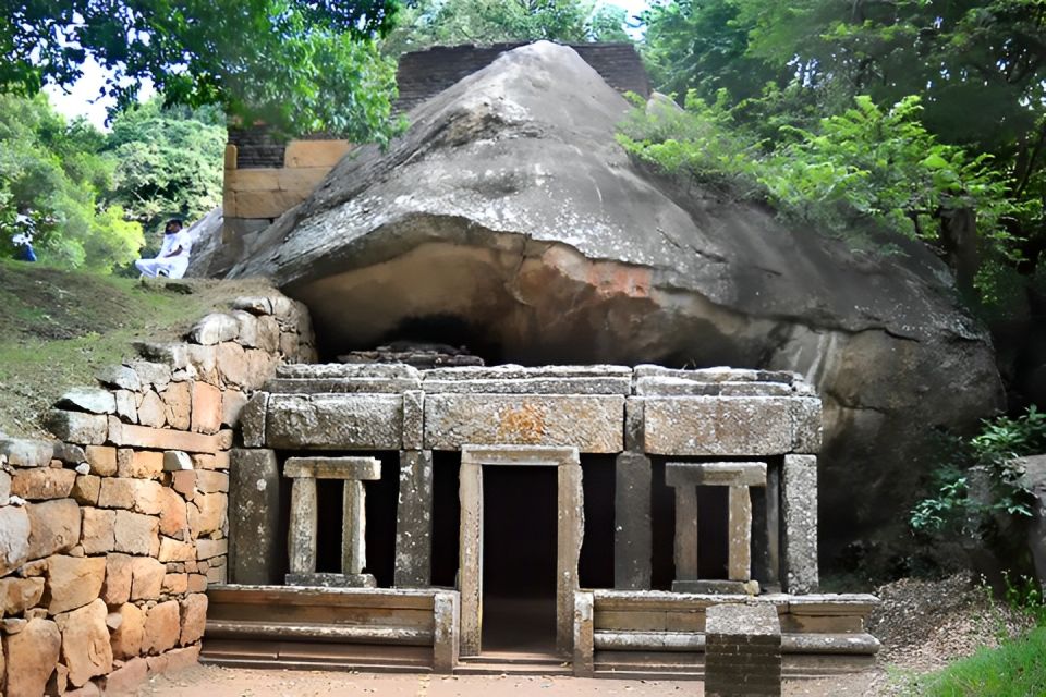 Tuk Tuk Tour to Mihintale at Anuradhapura - Exploring Ancient Ruins With a Tuk Tuk and Audio Guide