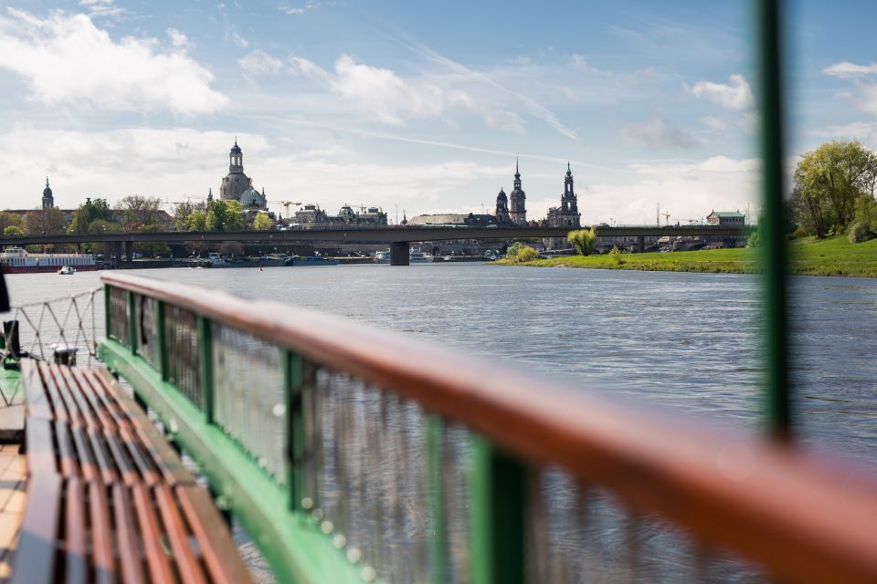 Dresden: River Sightseeing Boat Cruise - Selecting Participants and Checking Availability