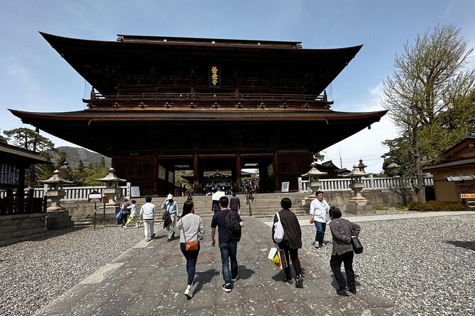 Food & Cultural Walking Tour Around Zenkoji Temple in Nagano - Reviews