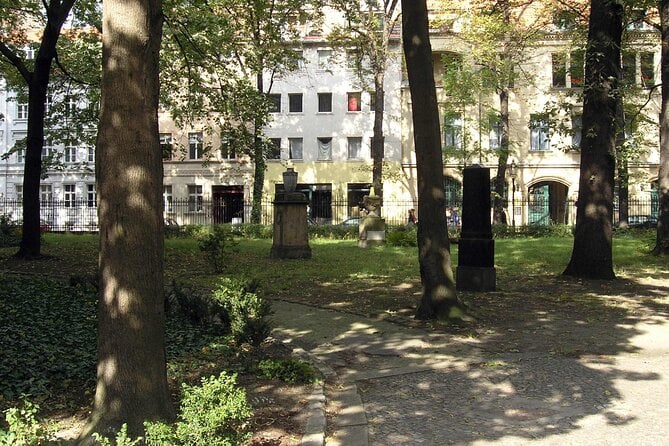 Tour of Historical Backyards of Berlin - Directions
