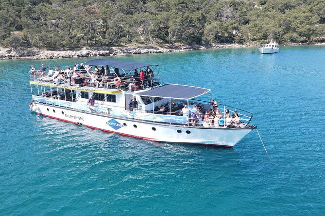 Blue Lagoon, Shipwreck & ŠOlta Cruise With Lunch & Unlimited Drinks From Split - Weather Contingency Plans