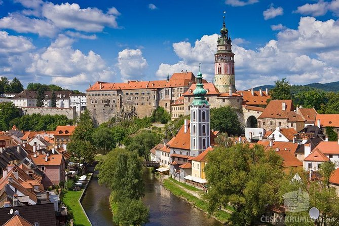 Private Day Trip to Cesky Krumlov From Passau; Includes 1,5 Hour Guided Tour - Pickup Offered