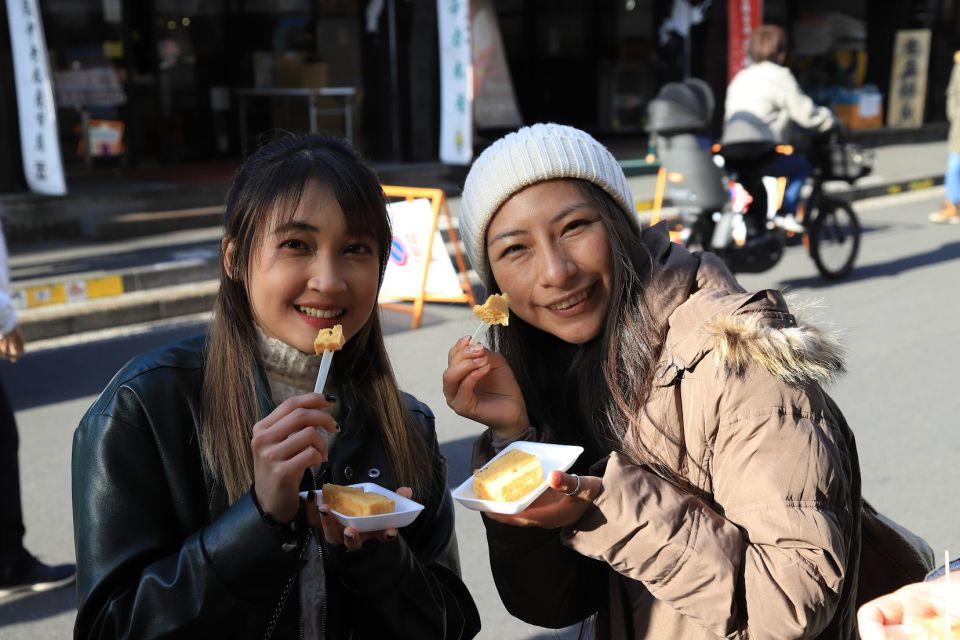 Tokyo: Tsukiji Outer Market Food and Drink Walking Tour - End the Tour With Fresh Sushi