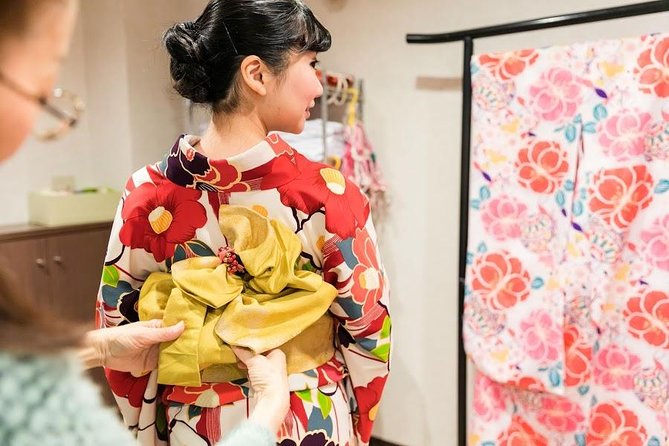 Kimono and Yukata Experience in Kyoto - Positive Local Reactions