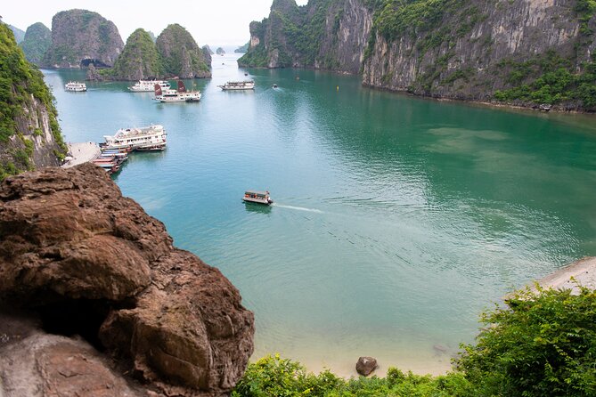 Halong Bay 2D1N Traditional Boat All Inclusive Suppring Cave,Titop,Luon Cave - Important Information and Booking Details
