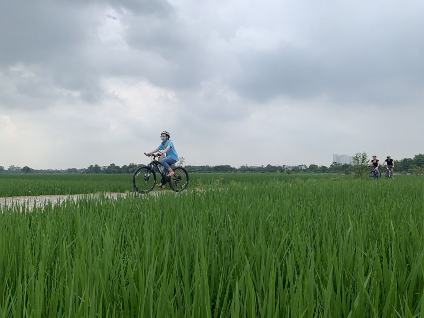 Hanoi: Bike Tour Through Hidden Gems and Banana Island - The Sum Up