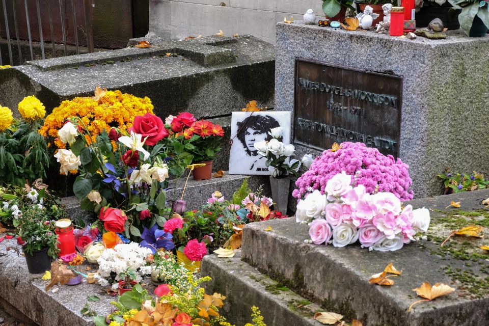 Paris: Famous Graves of Père Lachaise Small Group Tour - Reviews