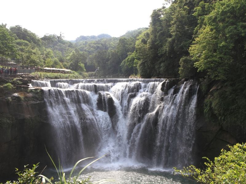 Shifen Waterfall()