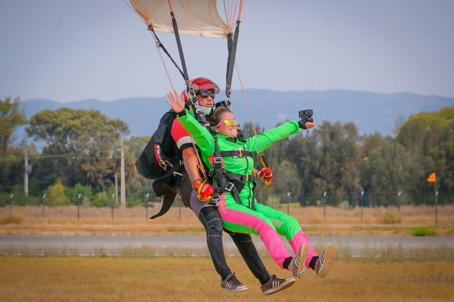 Algarve: Tandem Skydiving Adventure 15,000 to 10,000 Feet