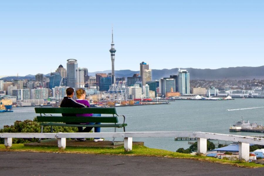 Auckland City Small Group Morning Discovery Tour - Good To Know