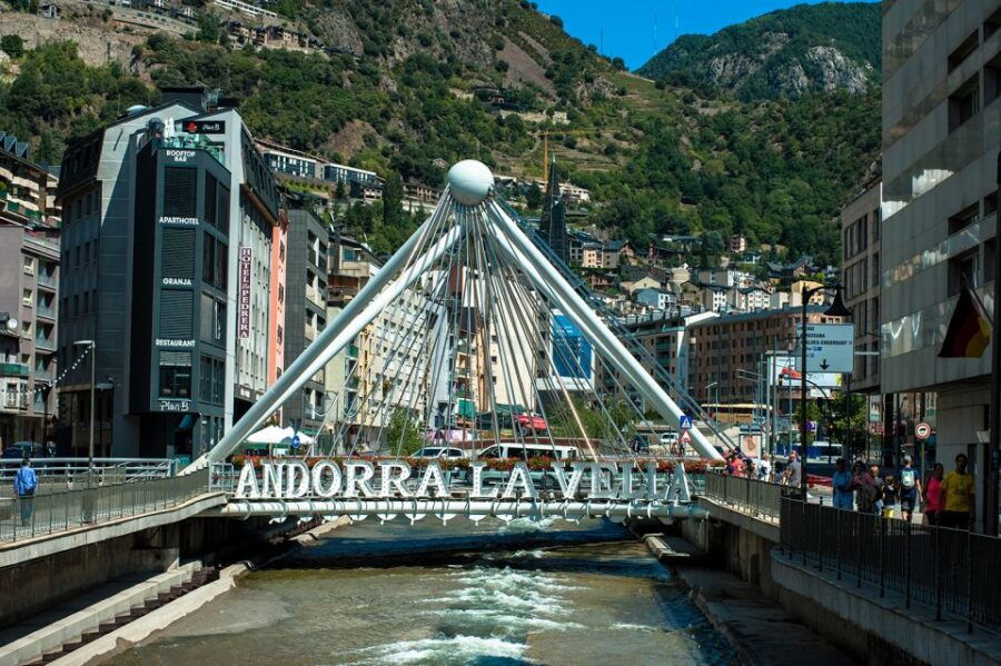 Barcelona: 3 Countries 1-Day Tour to Spain, France, Andorra - Good To Know