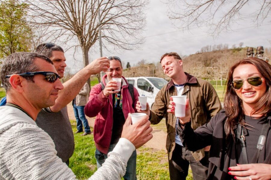 Barcelona: Hot Air Balloon Flight With Snacks & Drinks - Good To Know