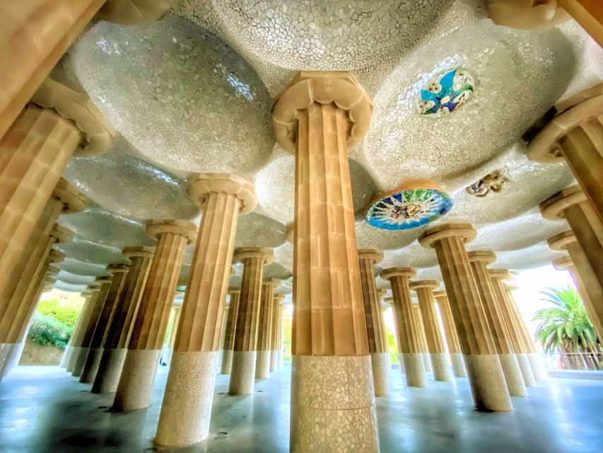 Barcelona: Park Güell Guided Tour With Skip-The-Line Entry - Experience