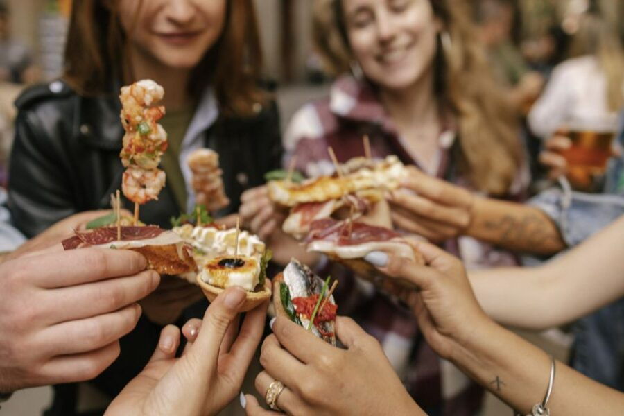 Barcelona: Tipsy Tapas Food Crawl Walking Tour With Tastings - Good To Know