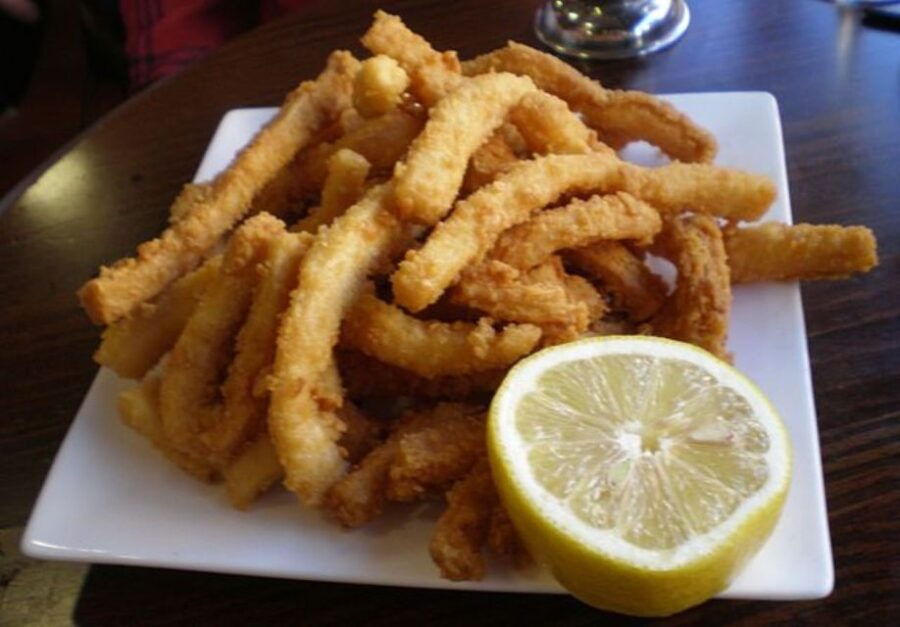 Bayonne: Guided Food Walking Tour (with Food and Drinks)