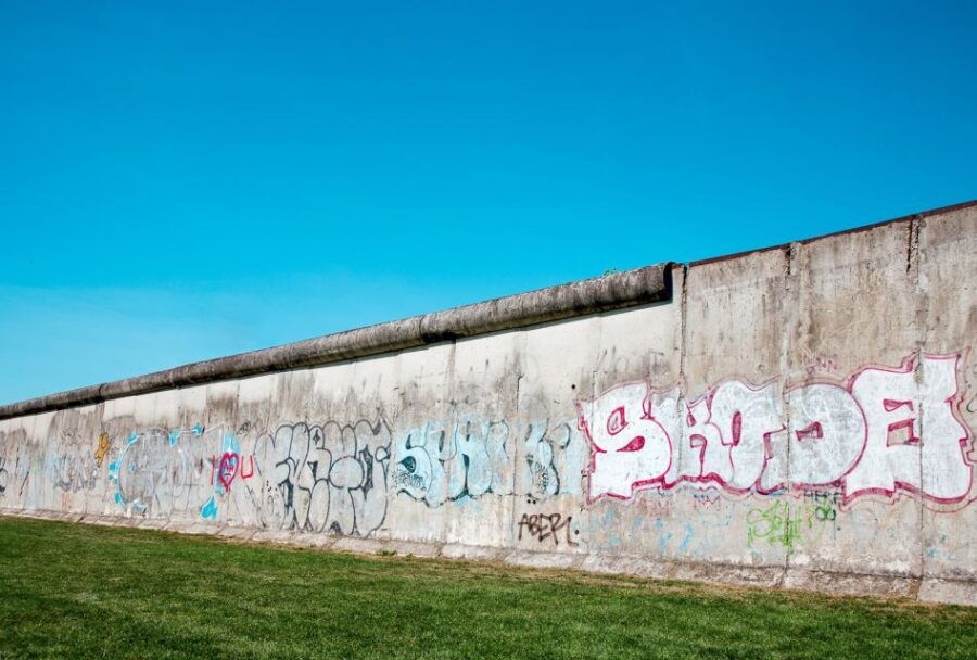 Berlin: Graffiti Workshop at the Berlin Wall