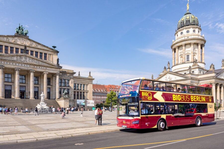 Berlin: Hop-on Hop-off Sightseeing Bus Tour - Good To Know