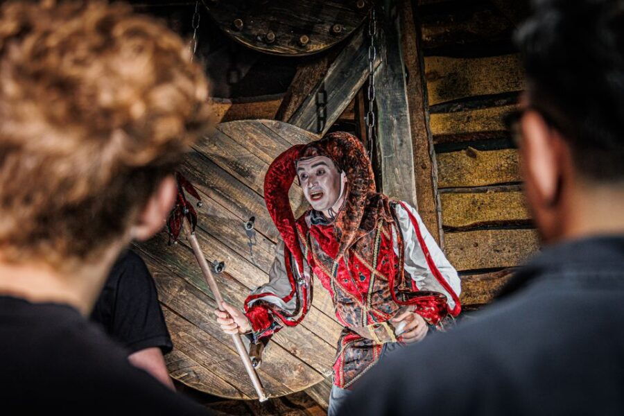 Berlin: Madame Tussauds Museum & Berlin Dungeon Combo Ticket - Good To Know