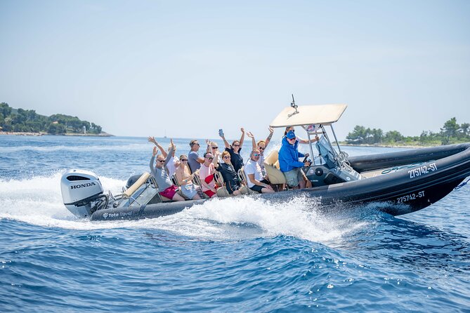 Blue Lagoon & 3 Islands Half-Day Speedboat Trip From Split