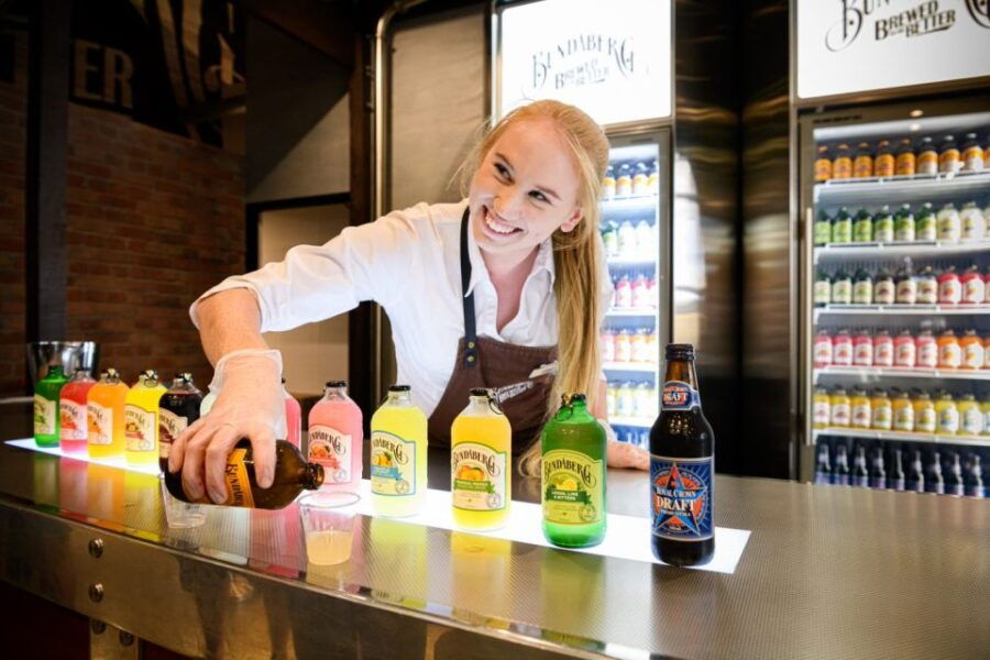 Bundaberg: Brew Tasting and Self-Guided Gallery Tour