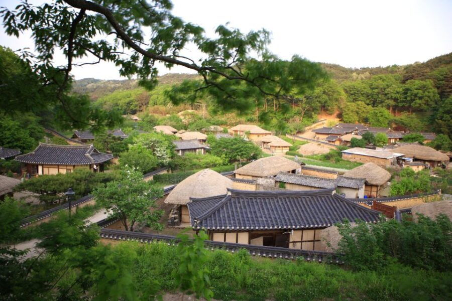 Busan: Gyeongju UNESCO World Heritage Day Tour